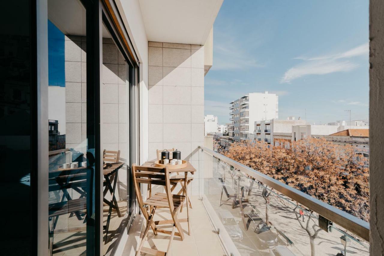 Casa Da Avenida Apartment โอลเญา ภายนอก รูปภาพ